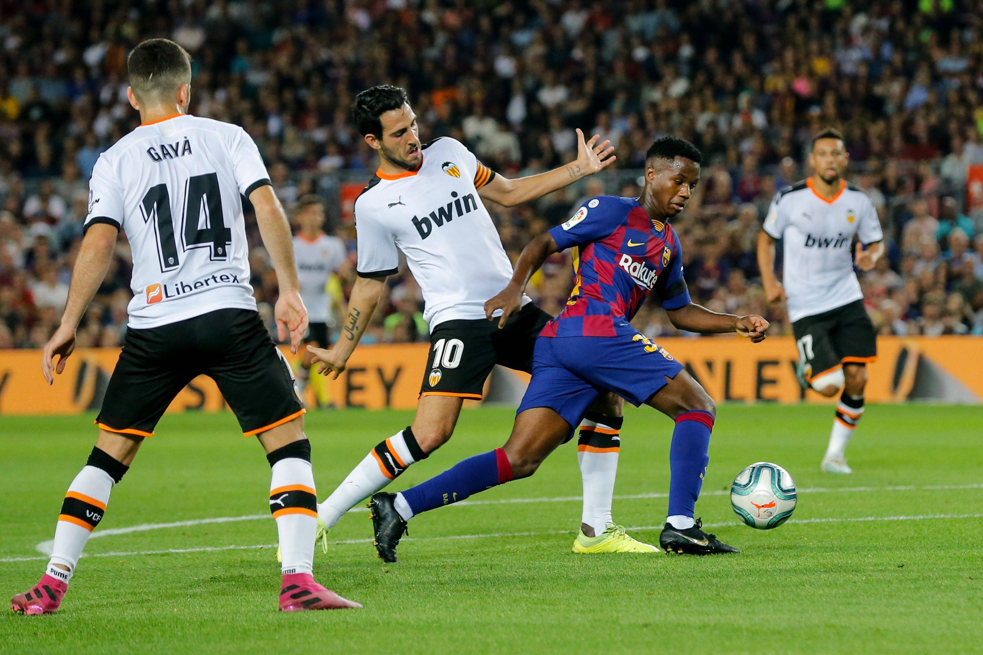 在体育课中 在体育课中